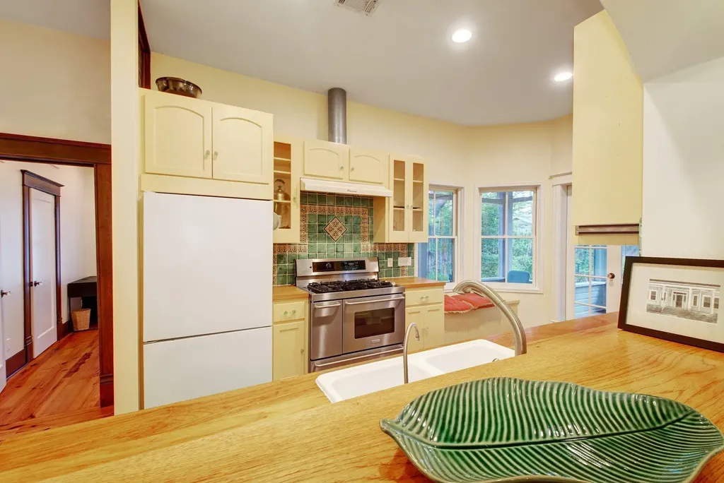 4304 Avenue A Austin TX 78751