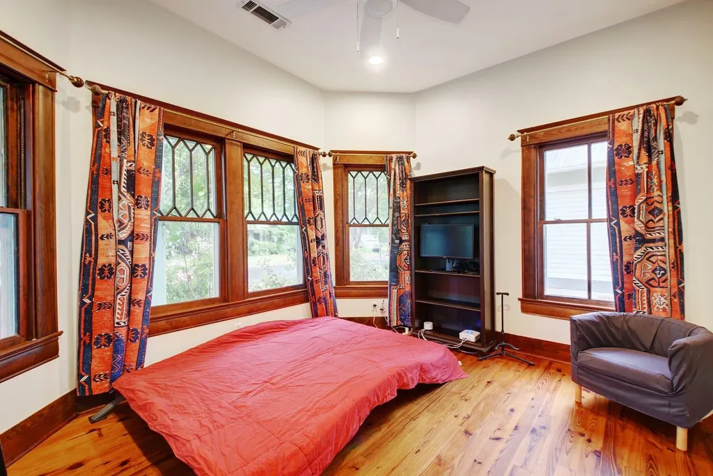 4304 Avenue A Austin TX 78751