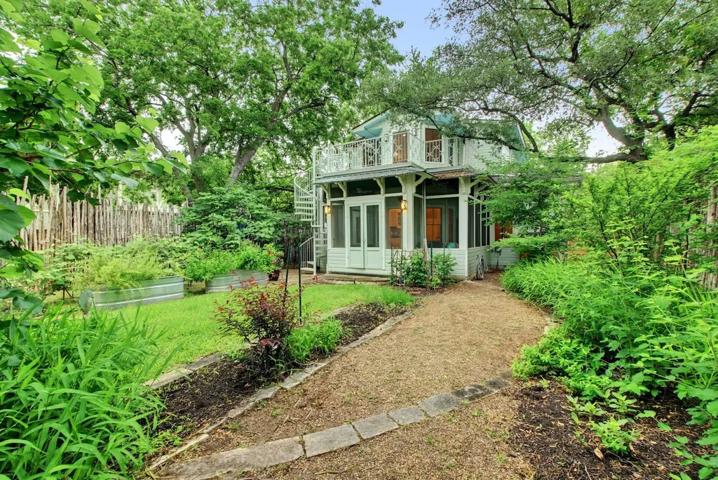 4304 Avenue A Austin TX 78751