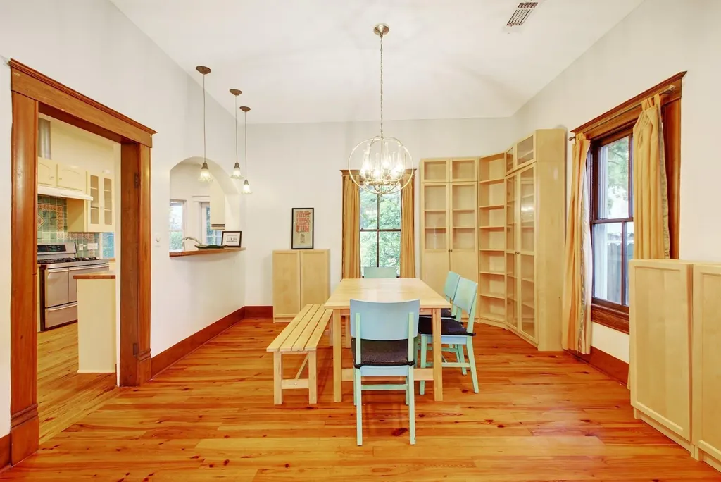 4304 Avenue A Austin TX 78751
