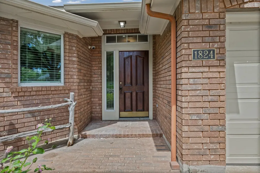1824 Red Rock Drive Round Rock TX 78665