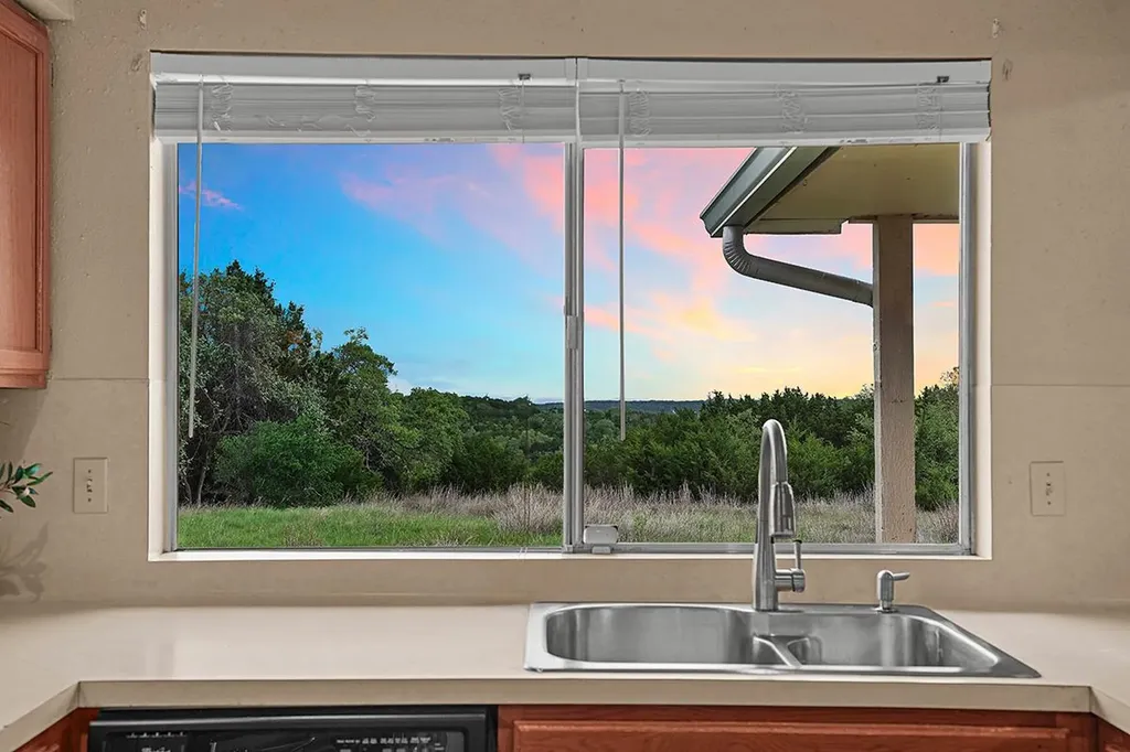 102 Rocky Creek Road Dripping Springs TX 78620