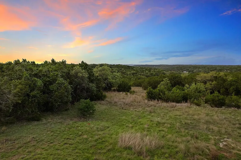 102 Rocky Creek Road Dripping Springs TX 78620