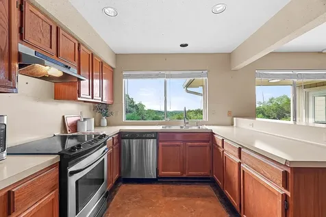 102 Rocky Creek Road Dripping Springs TX 78620