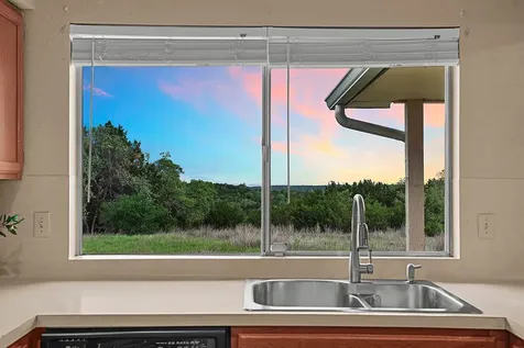 102 Rocky Creek Road Dripping Springs TX 78620