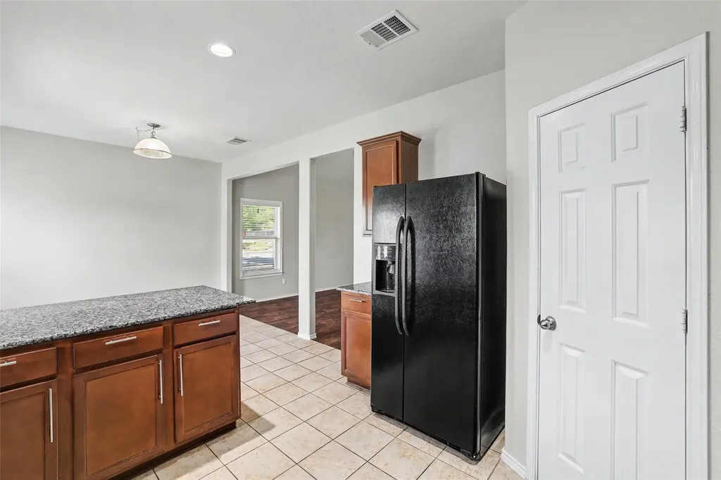 400 Falcon Lane Leander TX 78641