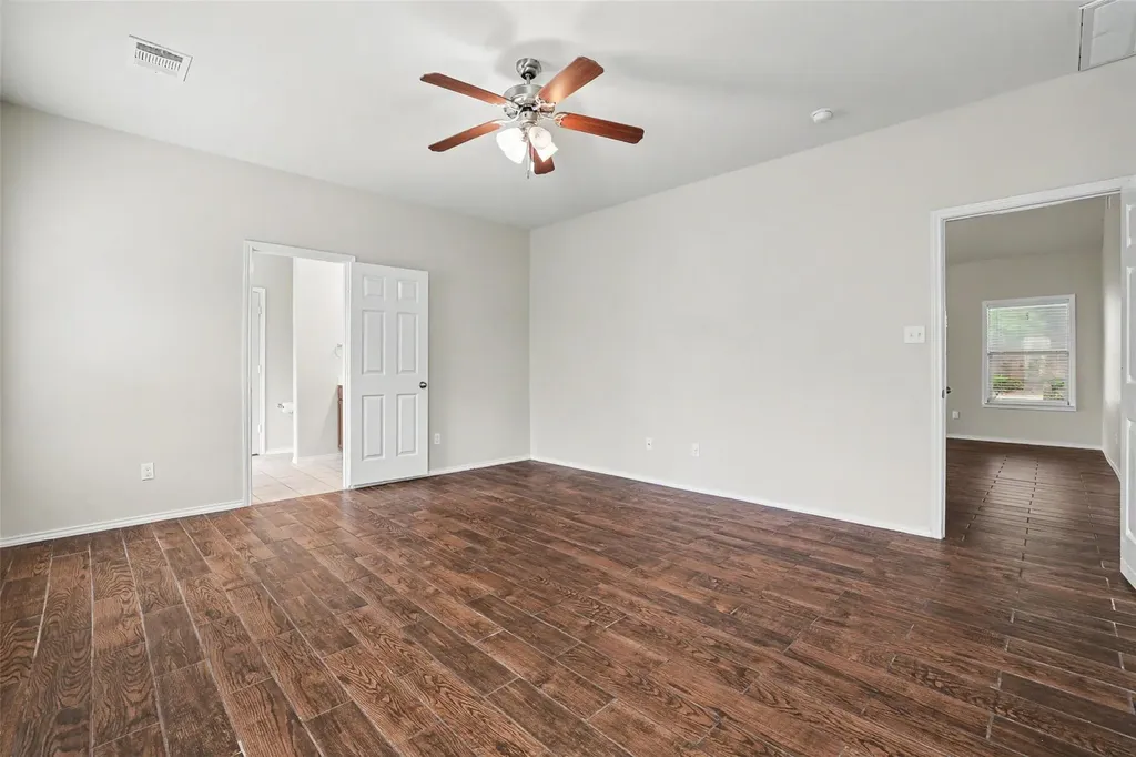 400 Falcon Lane Leander TX 78641