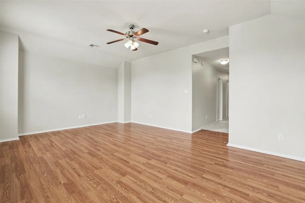 400 Falcon Lane Leander TX 78641