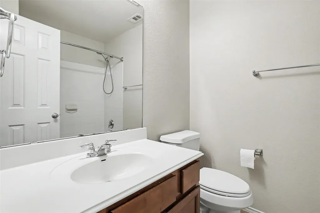 400 Falcon Lane Leander TX 78641