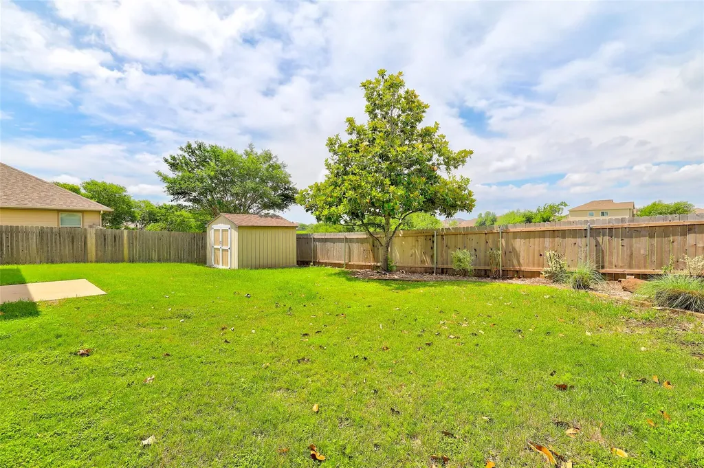 400 Falcon Lane Leander TX 78641
