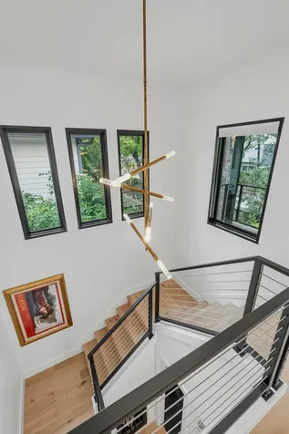 2004 Riverview Street Austin TX 78702