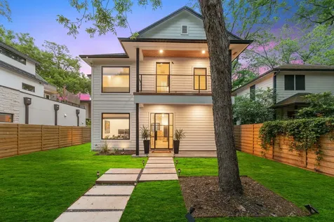 2004 Riverview Street Austin TX 78702