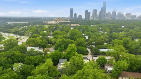 2004 Riverview Street Austin TX 78702