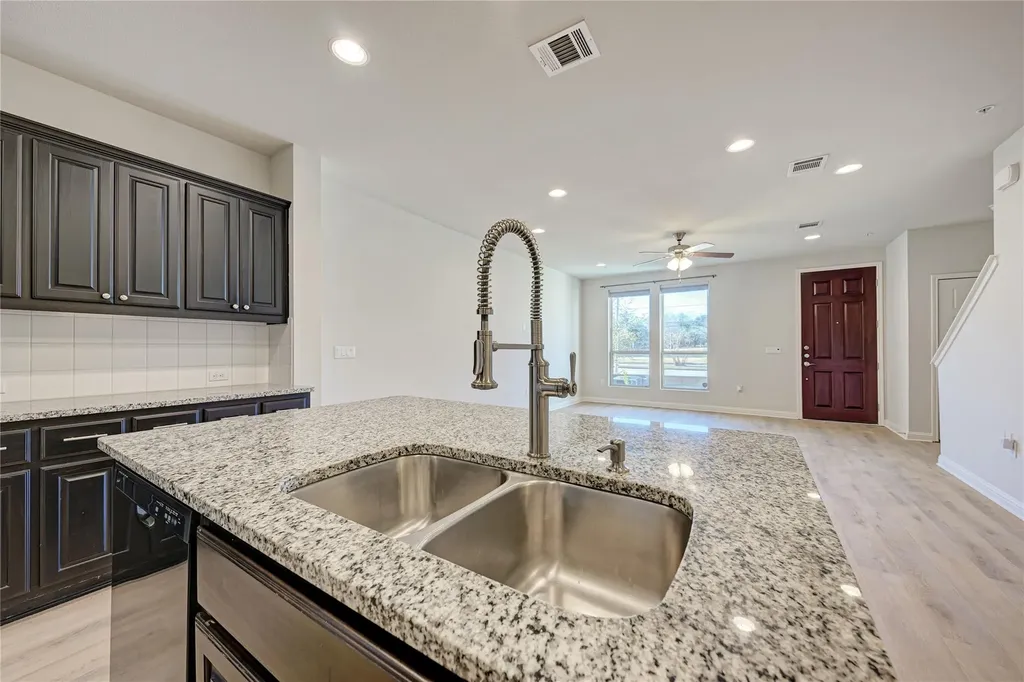 6814 E Riverside Drive Austin TX 78741