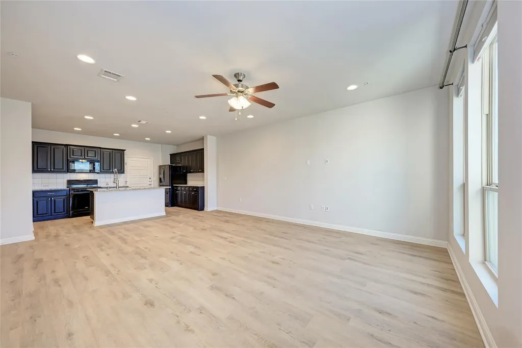 6814 E Riverside Drive Austin TX 78741
