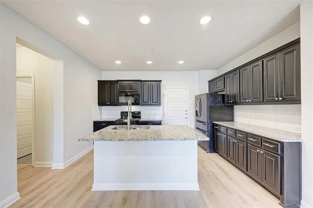 6814 E Riverside Drive Austin TX 78741