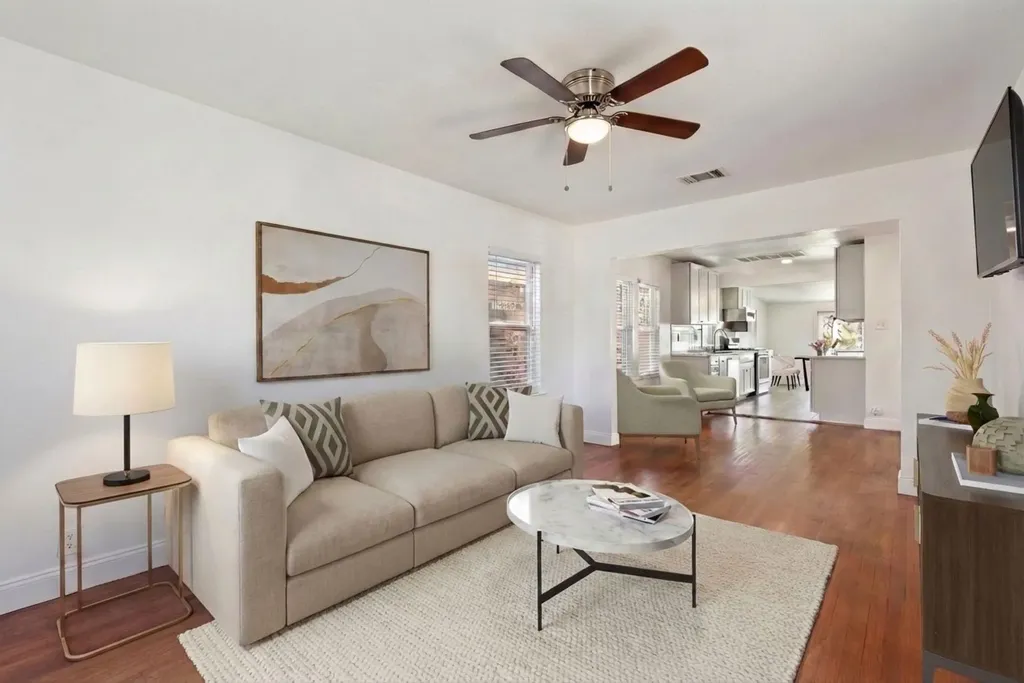 906 E 43rd Street Austin TX 78751