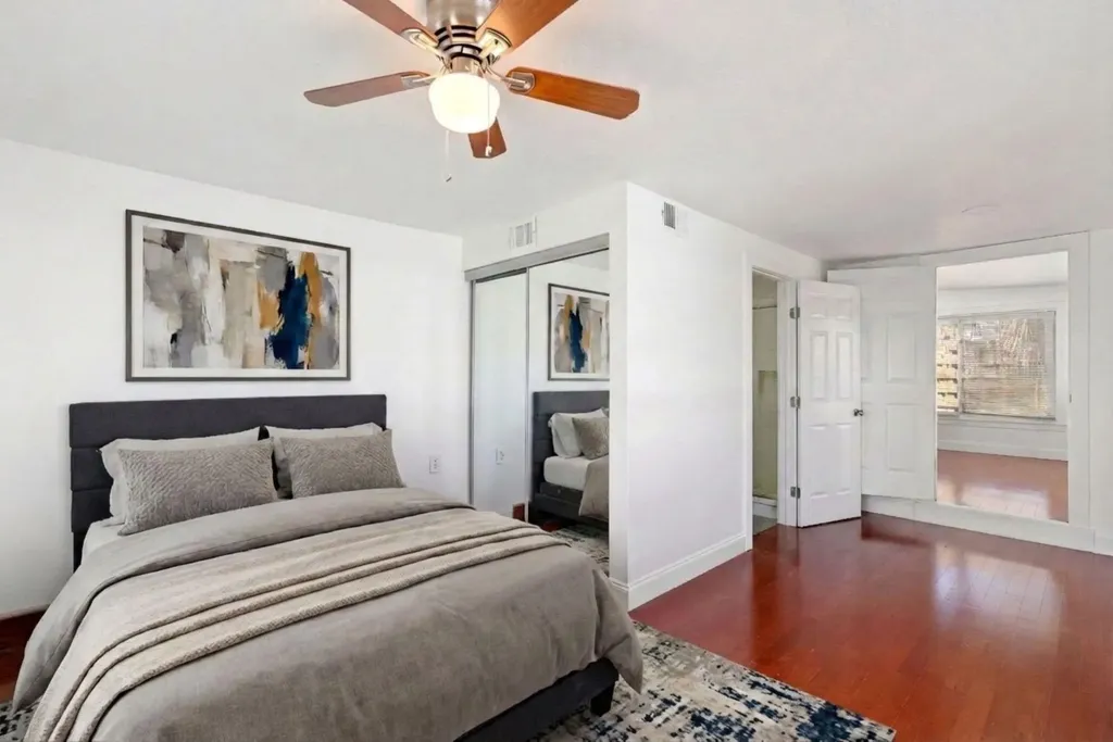 906 E 43rd Street Austin TX 78751