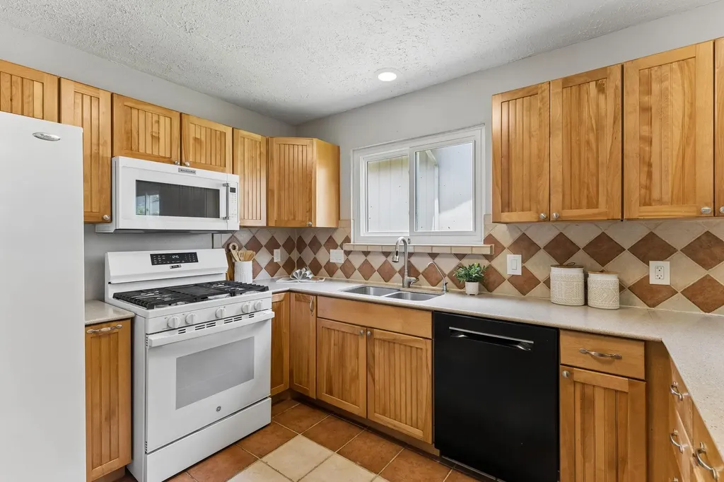 9723 Moorberry Street Austin TX 78729