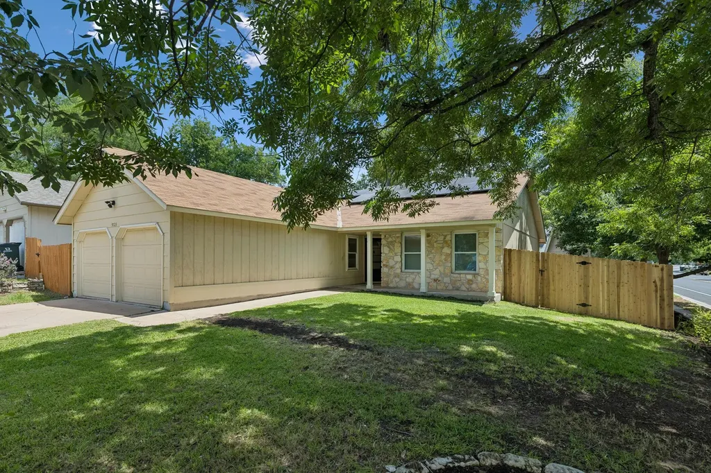 9723 Moorberry Street Austin TX 78729