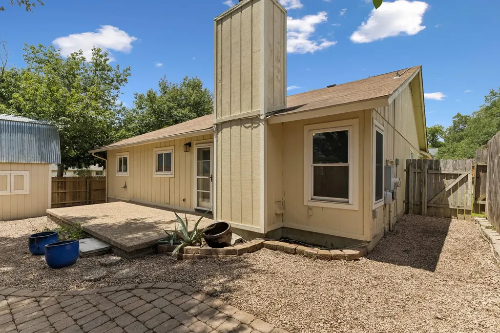 9723 Moorberry Street Austin TX 78729