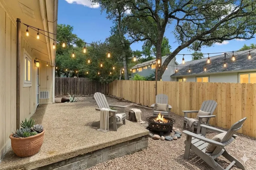 9723 Moorberry Street Austin TX 78729