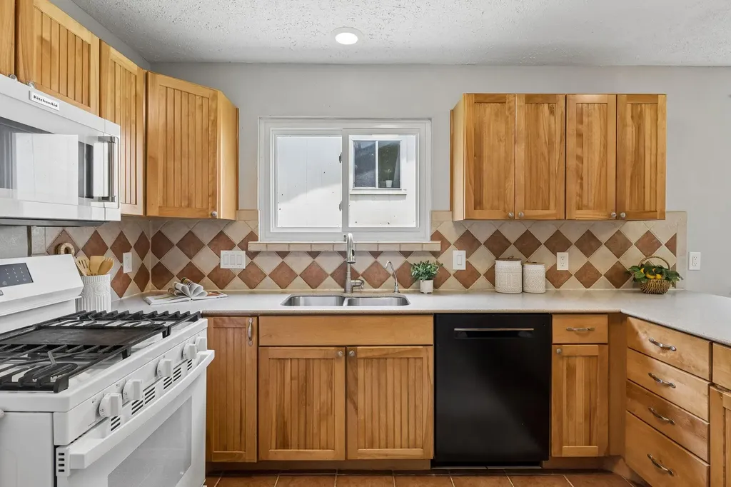 9723 Moorberry Street Austin TX 78729