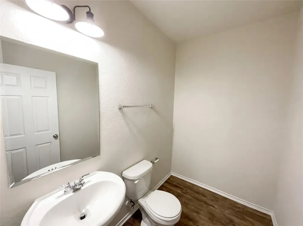709 Hummingbird Lane Leander TX 78641