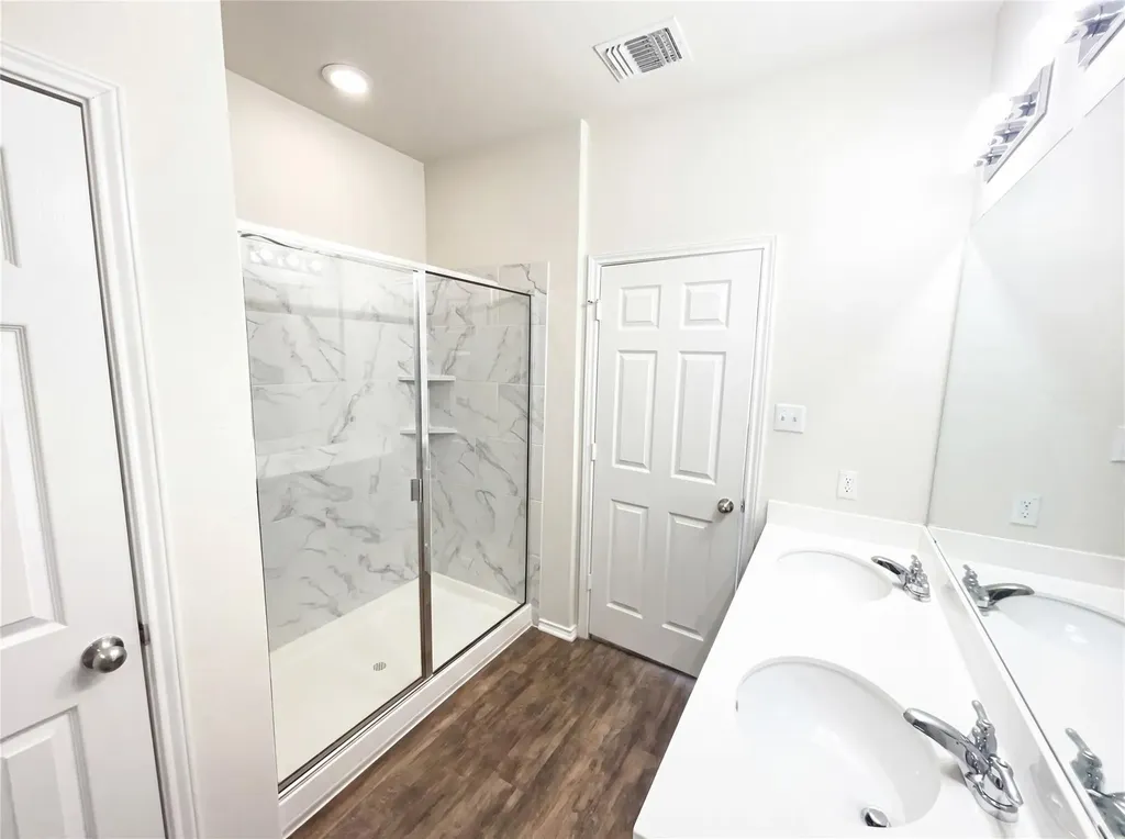 709 Hummingbird Lane Leander TX 78641