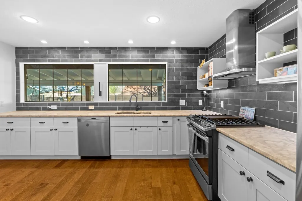 4902 Big Trail Circle Austin TX 78759