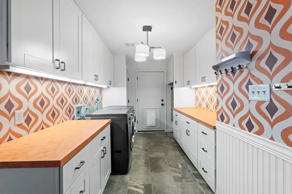 4902 Big Trail Circle Austin TX 78759