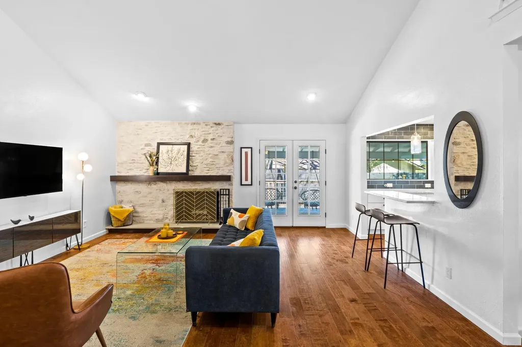 4902 Big Trail Circle Austin TX 78759