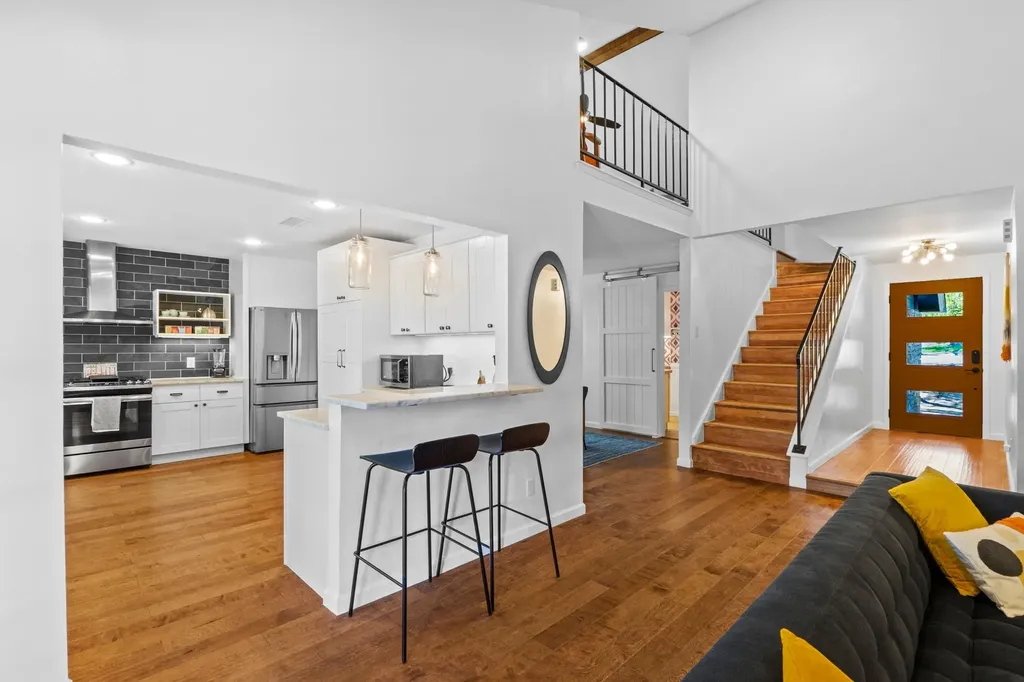 4902 Big Trail Circle Austin TX 78759