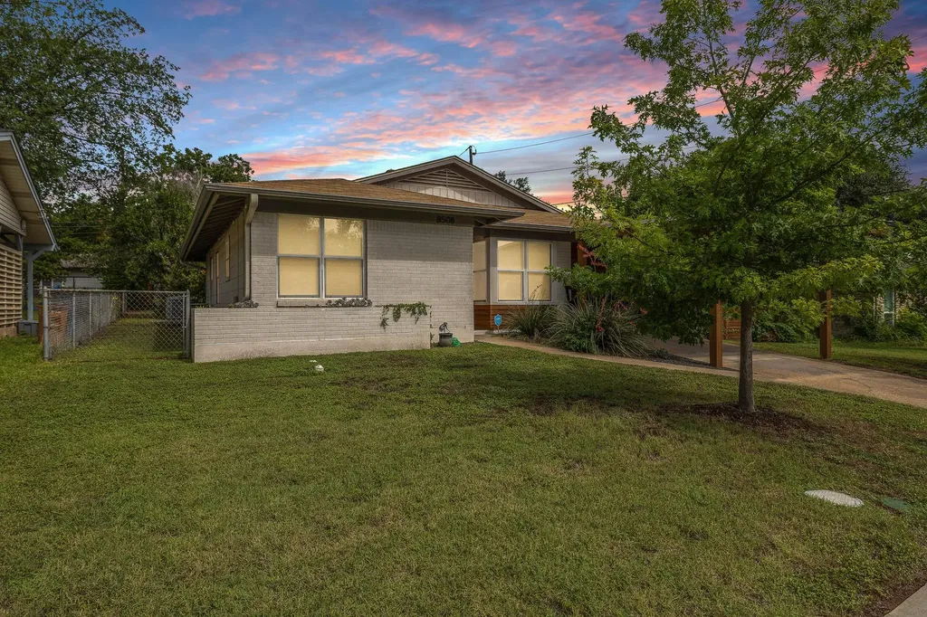 8508 Contour Drive Austin TX 78757