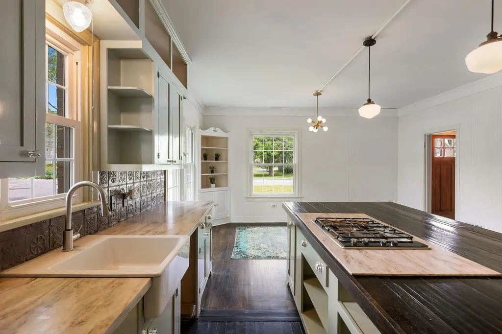948 Maple Street Lockhart TX 78644