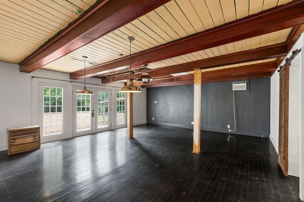 948 Maple Street Lockhart TX 78644