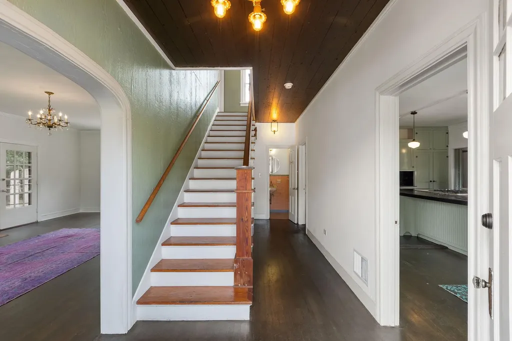 948 Maple Street Lockhart TX 78644