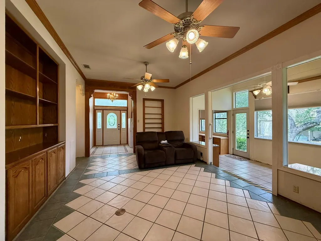 4748 Eck Lane Austin TX 78734