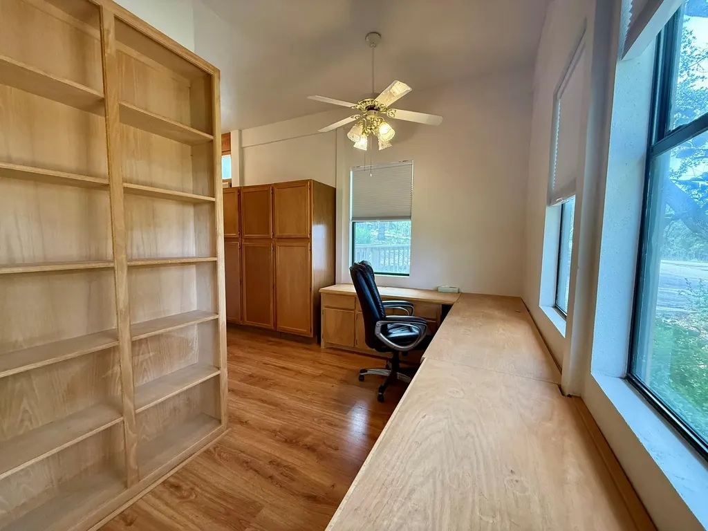 4748 Eck Lane Austin TX 78734