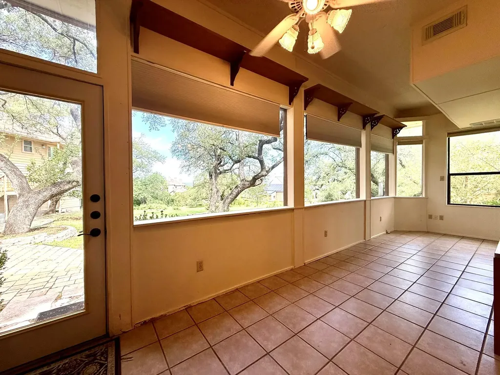 4748 Eck Lane Austin TX 78734