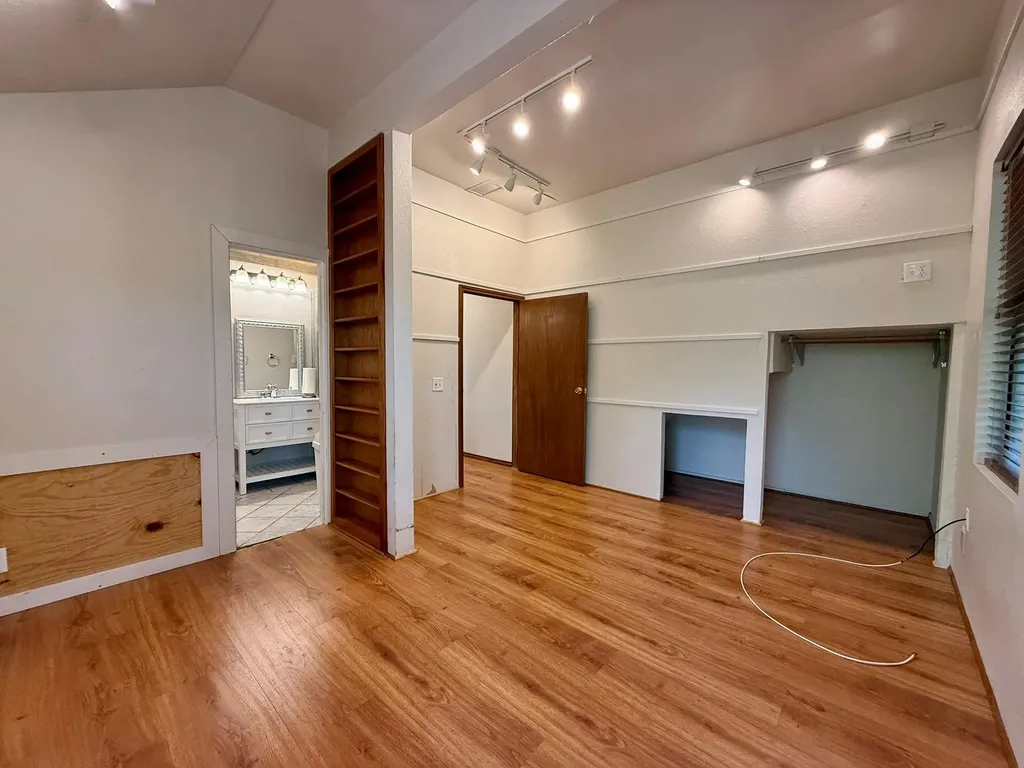 4748 Eck Lane Austin TX 78734