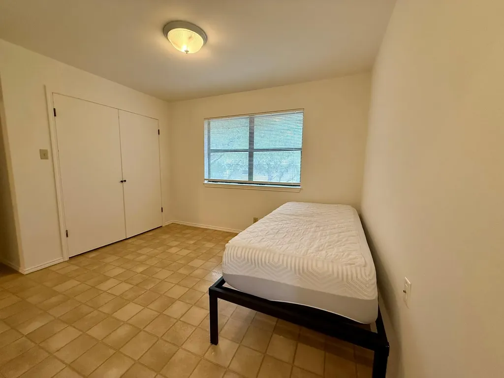 4748 Eck Lane Austin TX 78734