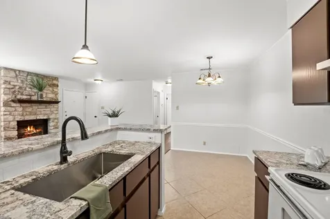 9807 Hundred Oaks Circle Austin TX 78750