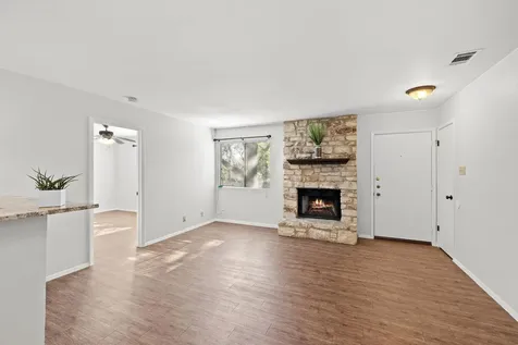 9807 Hundred Oaks Circle Austin TX 78750