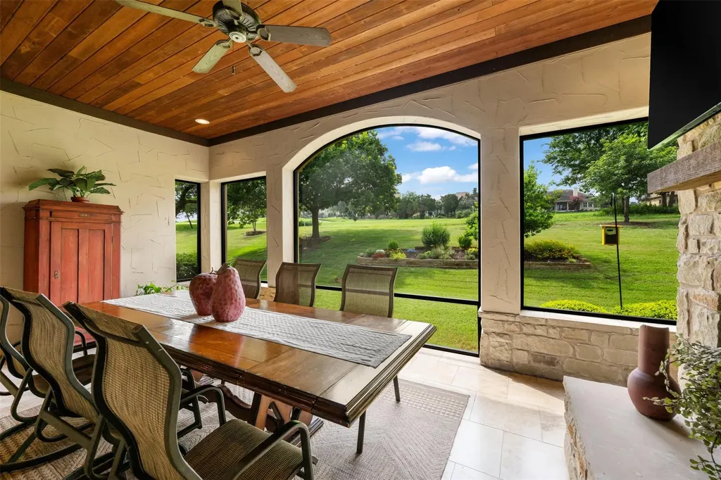12 Borello Drive Austin TX 78738