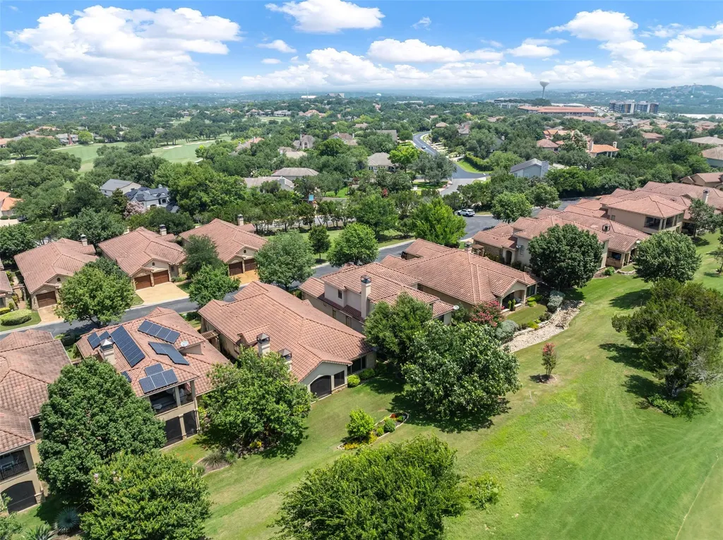12 Borello Drive Austin TX 78738