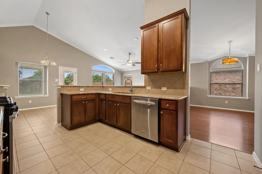 14005 Boquillas Canyon Drive Austin TX 78717