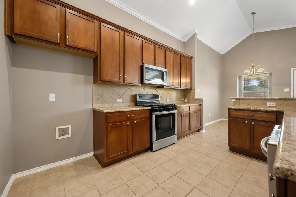 14005 Boquillas Canyon Drive Austin TX 78717