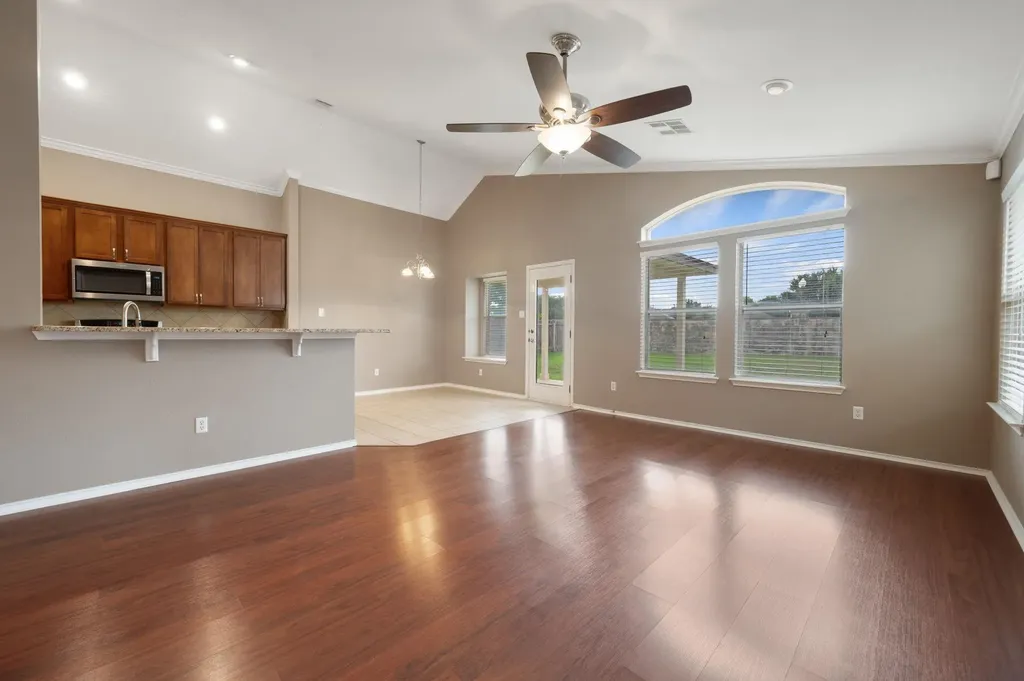 14005 Boquillas Canyon Drive Austin TX 78717