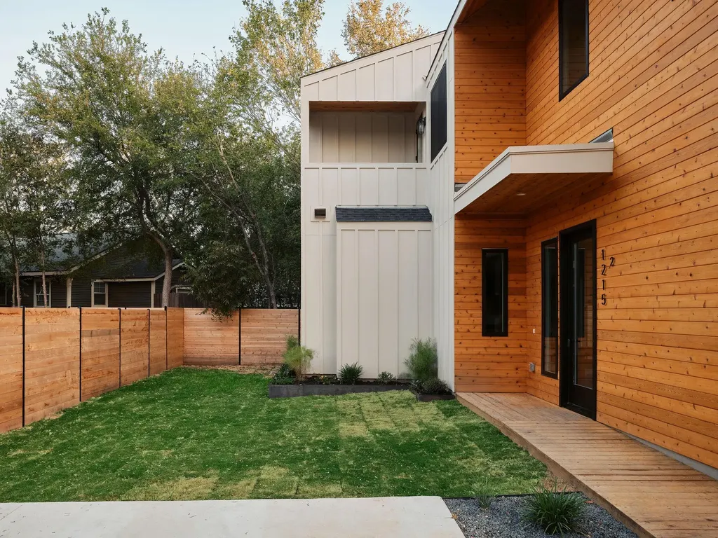 1215 Fort Branch Boulevard Austin TX 78721